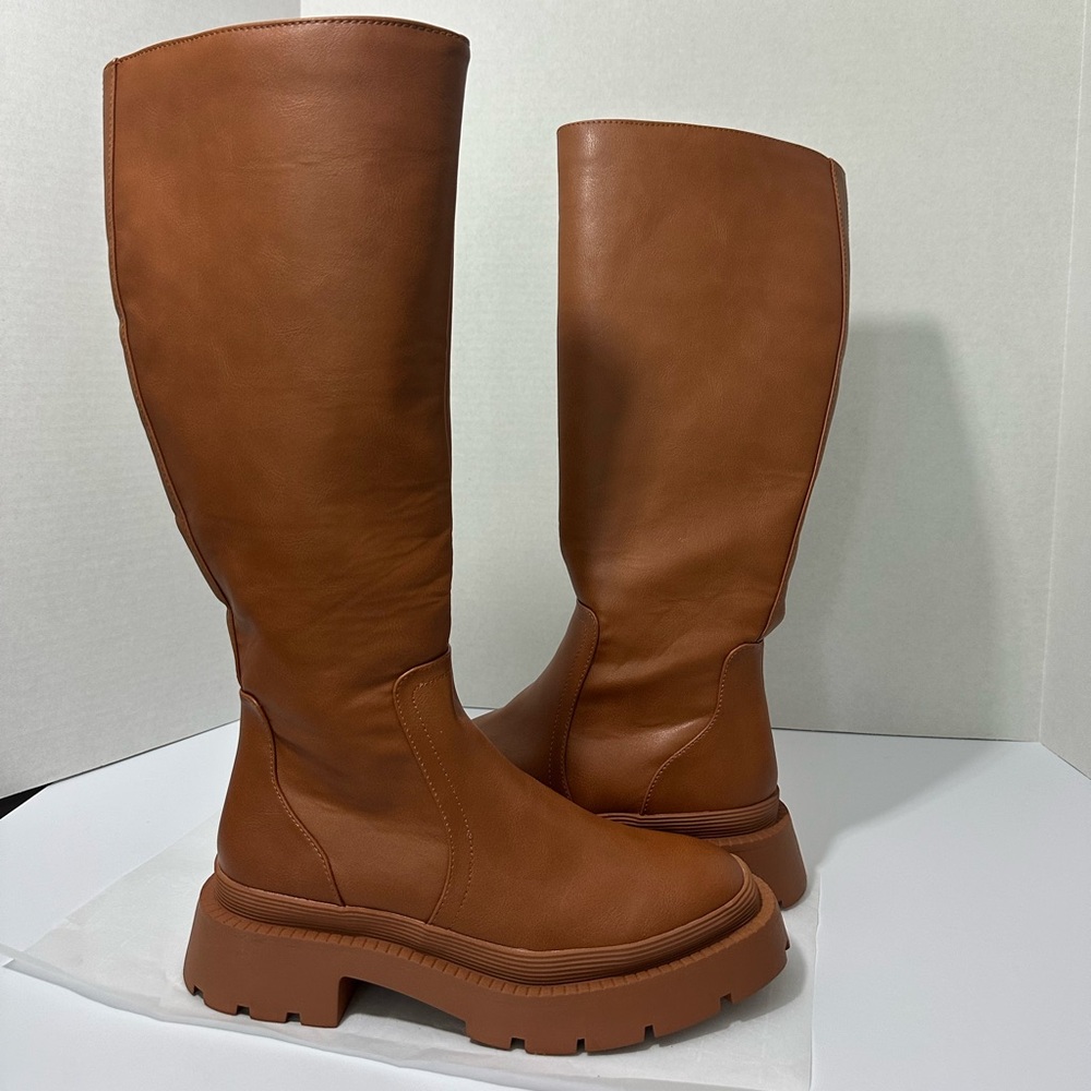 American Eagle Knee High Chunky Lug Sole Boots Tan Brown US 8 NWT